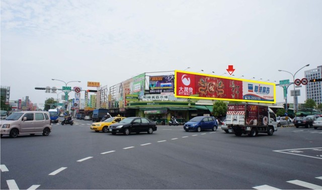 N-0213ABC鐵架廣告塔-台南市和緯路四段426號-往觀海大橋、和緯市場上面廣告看板